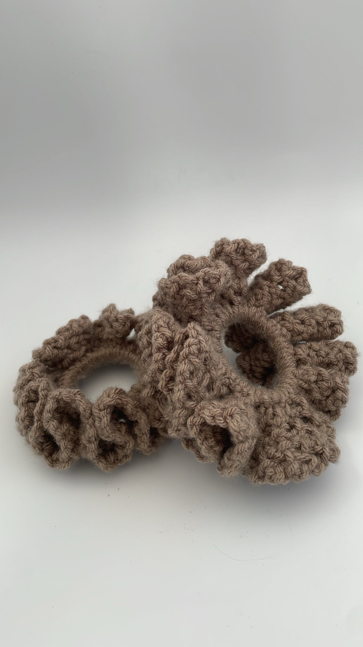 Crochet scrunchies (2pc set)